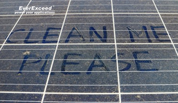 Por que, quando e como limpar painéis solares?
