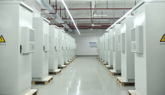 EverExceed Realizado com sucesso Sistema de armazenamento de energia de bateria de lítio ao ar livre Produção